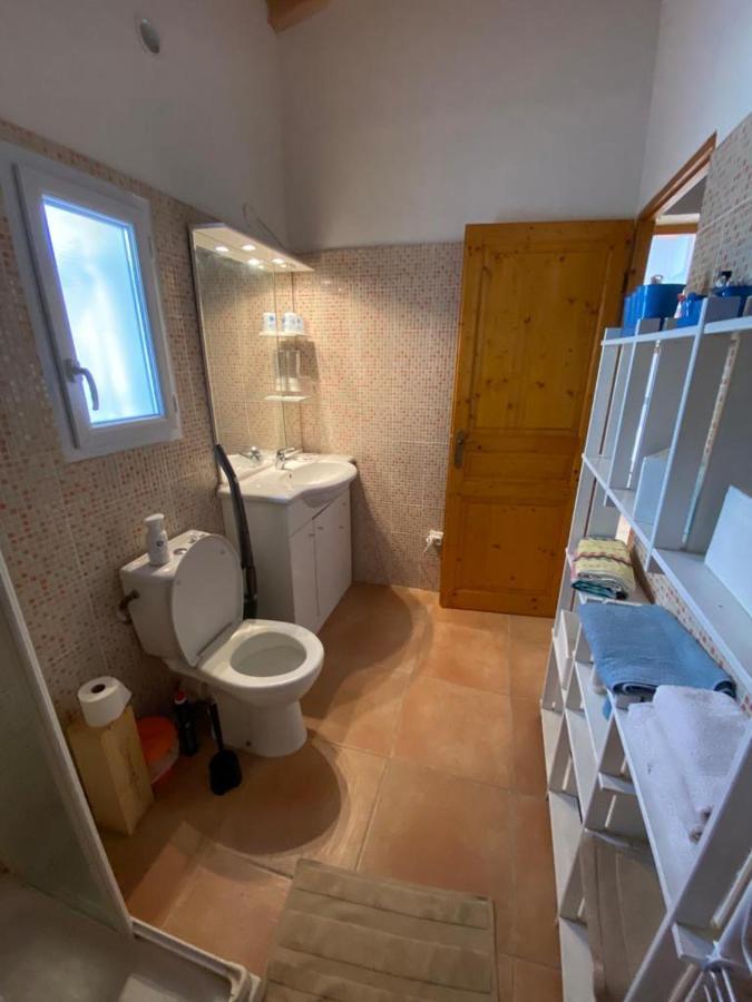 Au Mazet Du Parc Bed & Breakfast Ledenon Bagian luar foto
